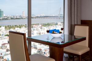 Ruang duduk di Mitisa Hotel Da Nang - Near Dragon Bridge