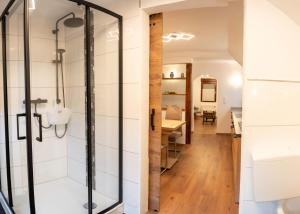 Koupelna v ubytování Fewo Thielke Fewo 4 Kleiner Moselwinzer