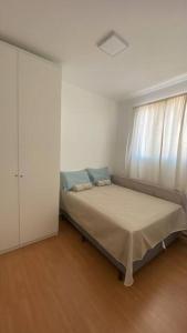 Ένα ή περισσότερα κρεβάτια σε δωμάτιο στο 901 Apto 2 Quartos Ponta de Campina - Cabedelo TAXA DE ENERGIA E LIMPEZA SÃO COBRADAS NO CHECK-IN E CHECK-OUT