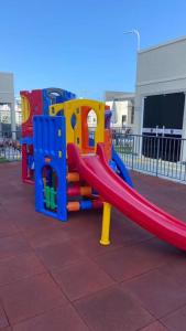 Ο χώρος παιχνιδιού για παιδιά στο 901 Apto 2 Quartos Ponta de Campina - Cabedelo TAXA DE ENERGIA E LIMPEZA SÃO COBRADAS NO CHECK-IN E CHECK-OUT +40 φωτογραφίες