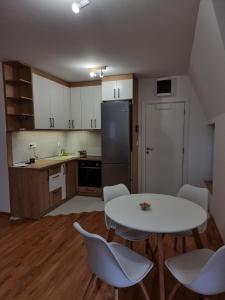 Dapur atau dapur kecil di HedoNik Divčibare