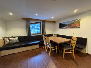 Fotografia z galérie ubytovania Hubertus Appartements v destinácii Ischgl + 37 fotografií
