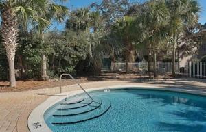 Πισίνα στο ή κοντά στο 30A Home with Two Community Pools, Tennis Courts, and Golf Cart