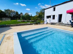 Fotografie z fotogalerie ubytování La Cour de la Forêt v destinaci Saint-Mars-de-Coutais