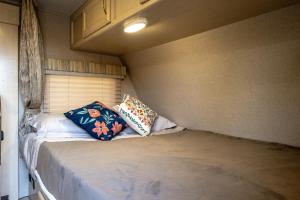 Afbeelding uit fotogalerij van Trailer Terra Céu in Campos do Jordão