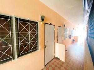 Dapur atau dapur kecil di S.P.C Apartment by Brodderud