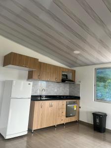 Kuchyň nebo kuchyňský kout v ubytování Quinta Las Mendoza