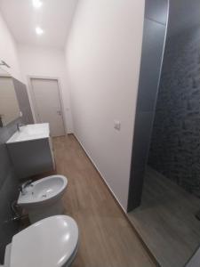 Ένα μπάνιο στο Casa Gilda
