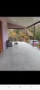 Balkón nebo terasa v ubytování guest house TSVARA