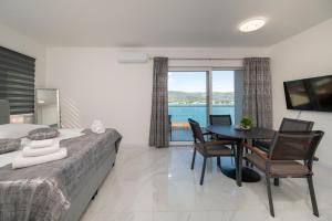 Et tv og/eller underholdning på Apartments Filipo