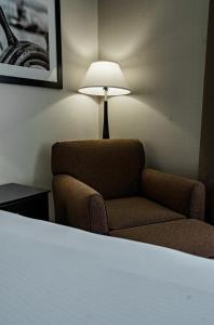 Posezení v ubytování Radisson Hotel Edmonton Airport