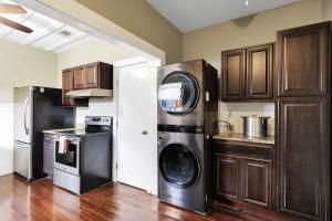 Nhà bếp/bếp nhỏ tại Pearl - A Birdy Vacation Rental +17 ảnh