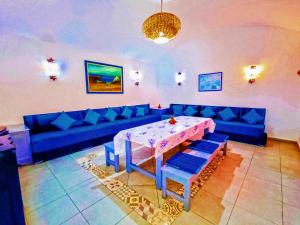 Гостиная зона в P1 duplex vue sur Mer