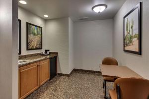 Kép Drury Inn & Suites Phoenix Happy Valley szállásáról Phoenixben a galériában