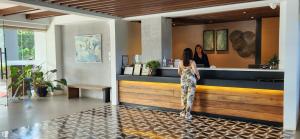 Fuajee või vastuvõtt majutusasutuses Sodi's Crown Residences at Harbour Spring