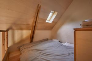 Giường trong phòng chung tại 森山ビレッジ +23 ảnh