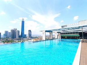 Fotografija v galeriji nastanitve D1 Infinity Pool KLCC view v Kuala Lumpurju
