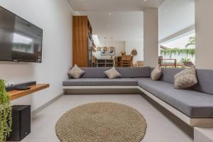 Et opholdsområde på Modern Berawa villa in Canggu