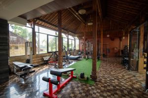 Fitness centrum a/nebo fitness zařízení v ubytování Kubu Sari Ubud