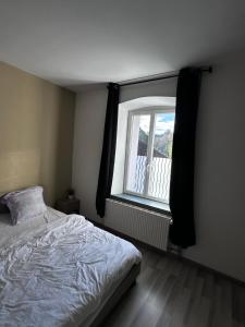 Postel nebo postele na pokoji v ubytování CAN appart spacieux avec grand jardin et terrasse 1 à 8 pers
