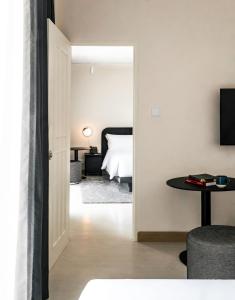 Ein Bett oder Betten in einem Zimmer der Unterkunft The StandardX, Bangkok Phra Arthit