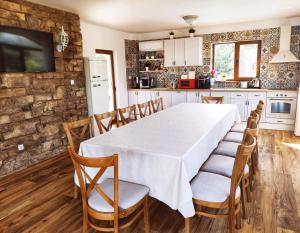 Foto dalla galleria di Casa Alegra a Bliznatsi