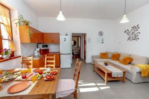 Erdődy Vendégház 7977 Kastélyosdombó, Fő u. 2. kép - 2