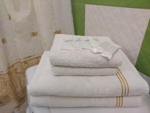 Postel nebo postele na pokoji v ubytování Романтичні апартаменти у центрі