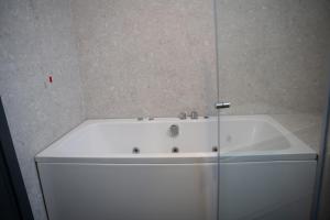 Koupelna v ubytování Center Boutique Hotel