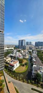 Nespecifikovaný výhled na destinaci Jakarta nebo výhled na město při pohledu z apartmánu