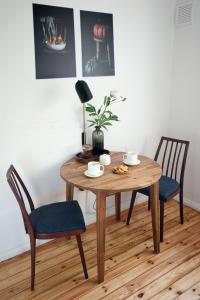 Fotografie z fotogalerie ubytování Teika No 2 Apartment-Retro on Brivibas street-free Parking v Rize