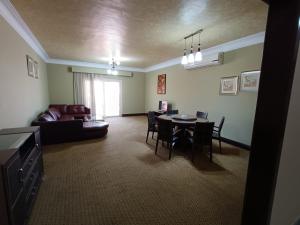 Khu vực ghế ngồi tại Luxury Boutique Double Room 10
