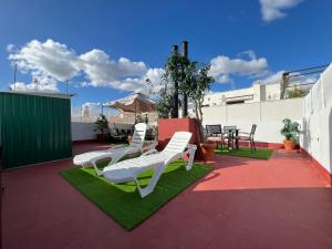 Fotografie z fotogalerie ubytování Penthouse con terraza- 2D 2B- Triana v destinaci Seville