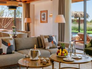 Posezení v ubytování Fairmont Royal Palm Marrakech