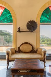 Clarks Resort The Archi`s Castle, Ajmer的休息区