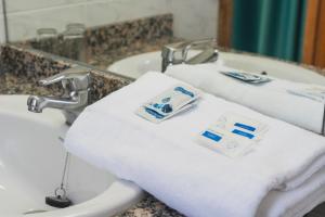 A bathroom at Hotel Amic Can Pastilla