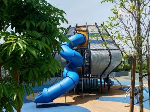 A piscina em ou perto de KaiSplash Splashmania Gamuda Cove