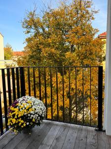 Uma varanda ou terraço em Carl von Rosé