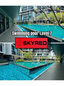Bazen v nastanitvi oz. blizu nastanitve Netflix SkyRed B1036 Core Soho near KLIA