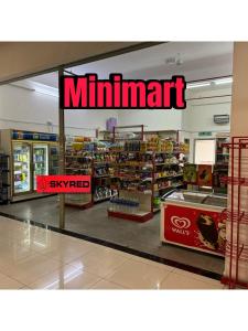Supermarket in druge trgovine poleg apartmaja oz. v okolici