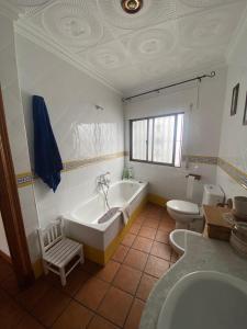 Ένα μπάνιο στο Casa Susana
