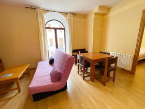 Posezení v ubytování Apartamentos Canfranc 3000