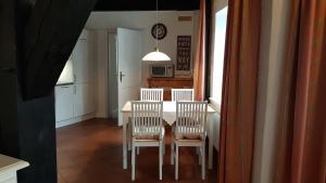 Ein Sitzbereich in der Unterkunft Altstadtloft Lüneburg
