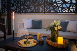 Φαγητό σε αυτό το διαμέρισμα ή κάπου εκεί κοντά