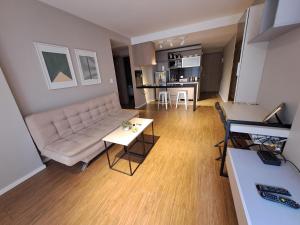 Kuchyň nebo kuchyňský kout v ubytování Precioso Apart Dos dormitorios YOU by Stay Day