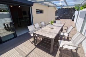 Balkón nebo terasa v ubytování Maison avec jacuzzi