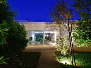 ラグーザにあるVILLA CARRUBO 4, Emma Villasの明かりの家