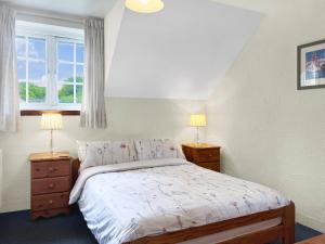 Voodi või voodid majutusasutuse Grain Store, Nr Barnstaple with outdoor seasonal pool, free wifi and on-site parking toas +9 fotot