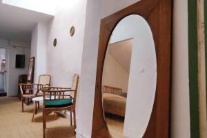 Posezení v ubytování Le Real-AX, Grand Appartement au Coeur de Ax les Thermes + 2 fotografie