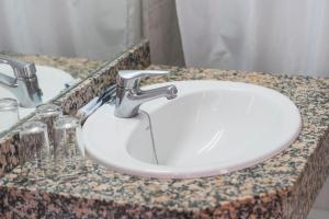 A bathroom at Hotel Amic Can Pastilla